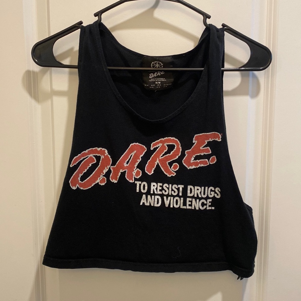 D.A.R.E Crop top tank